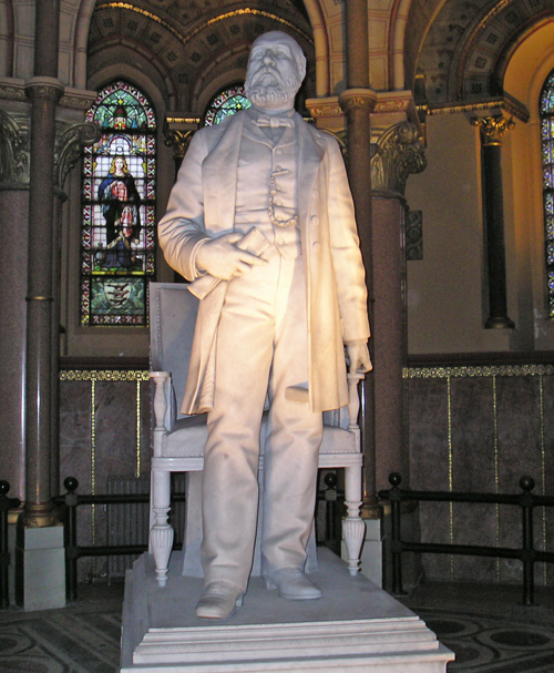 President James Garfield statue in his Cleveland Memorial at Lake View Cemetery