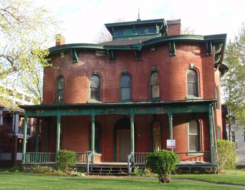 Cozad-Bares House in Cleveland - Underground Railroad