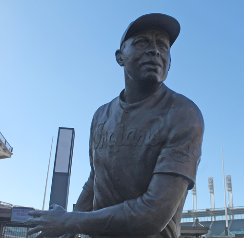 Statue of Larry Doby, first African American to play in the