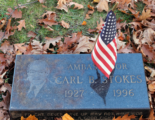 Carl Stokes grave at Lakeview Cemetery