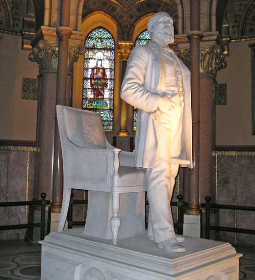 President James Garfield statue in Cleveland at Lake View Cemetery
